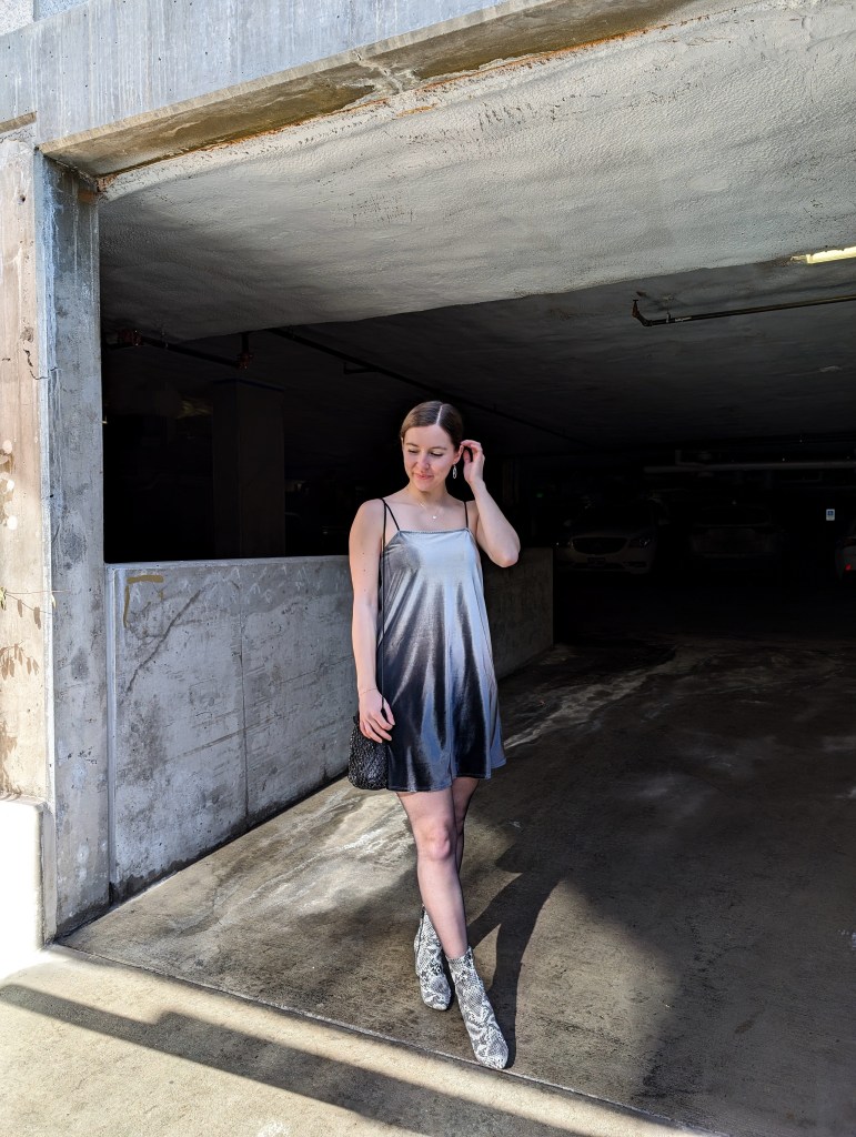 \"silver-velour-ombre-dress-thrifted-secondhand-style-snakeskin-booties-winter-date-night\"